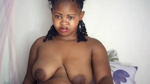 pinkkitty001 online show from July 5, 6:09 am