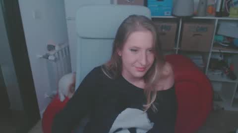 pinkladyx2 online show from February 6, 11:37 pm