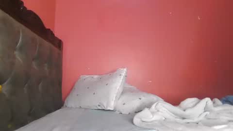 pinky_cockoo online show from June 14, 4:09 pm