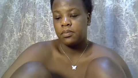 pinky_ebony13 online show from March 24, 7:09 pm