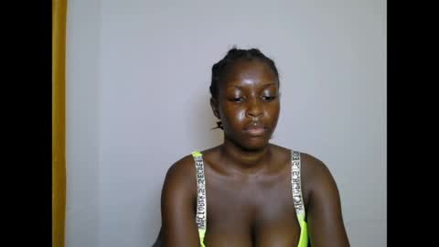 pinkykiki_247 online show from March 31, 7:03 pm