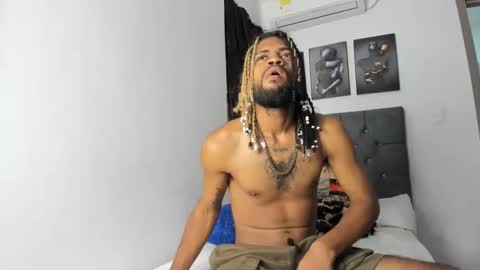 pinocho__ online show from September 26, 3:42 pm