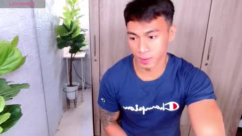 ethan online show from November 29, 1:08 pm