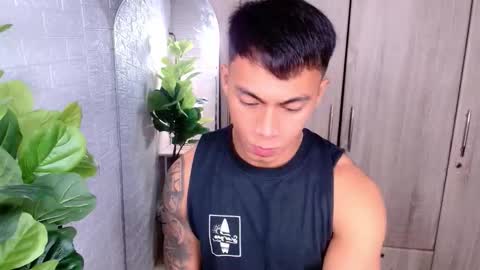 ethan online show from October 18, 12:20 pm