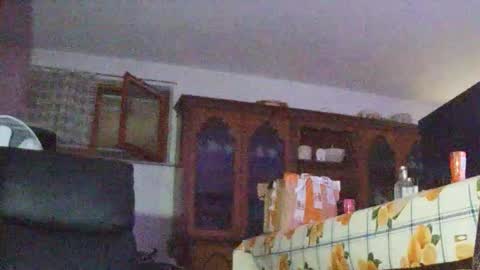 pio7119444 online show from October 25, 10:10 pm