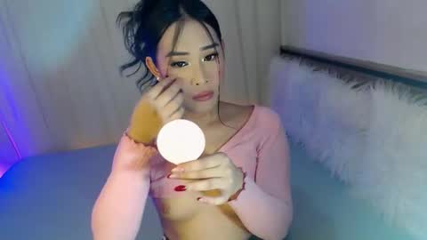 Ari online show from September 18, 10:08 am