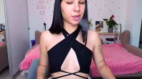 Molly online show from June 18, 4:18 am