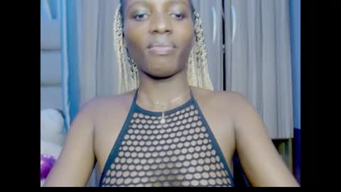 Ella online show from July 21, 10:39 am