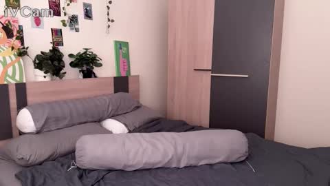 Daryl  online show from February 15, 3:31 am