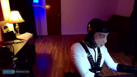 plasticme online show from November 11, 8:55 pm