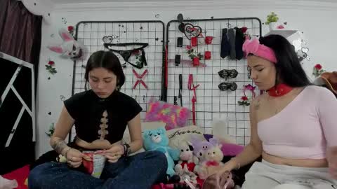 Playful Girls online show from March 3, 1:51 pm