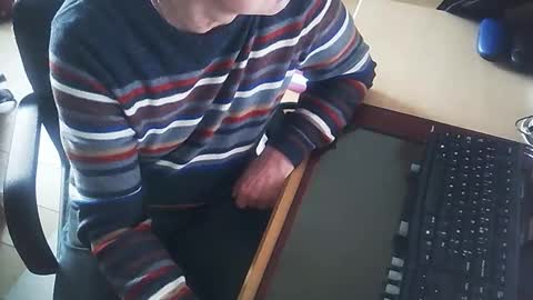 littlenounours online show from February 27, 8:40 am