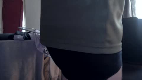 Hello ask me  . Im glad  to see you here in my room. Welcome PVT is open online show from October 3, 8:44 am