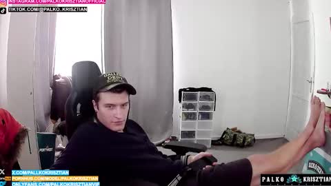 plkrisztian online show from February 3, 12:42 pm