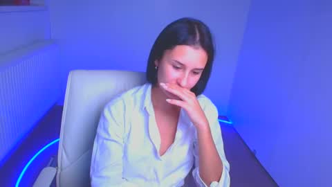 Pokahontas online show from December 4, 4:43 pm