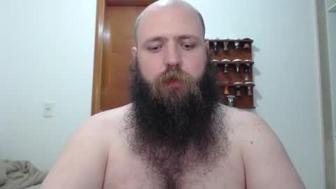 Snapshot of polar_bear91 chatting on February 16, 2:09 am Bear online show from February 16, 2:09 am