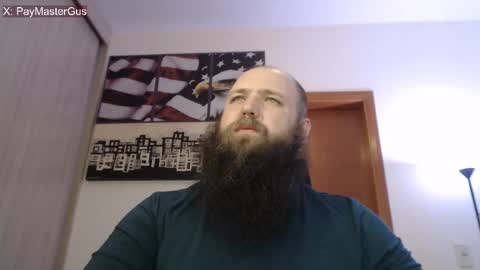 Snapshot of polar_bear91 chatting on October 2, 4:33 am Bear online show from October 2, 4:33 am
