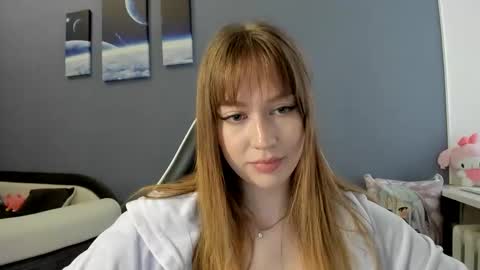 Snapshot of polihoney chatting on September 15, 1:23 pm Polina online show from September 15, 1:23 pm
