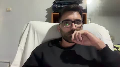 pollabeta online show from November 9, 6:17 am