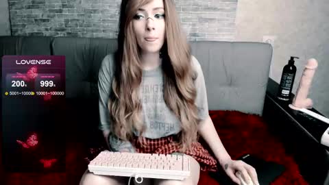 Polly online show from February 15, 8:43 pm