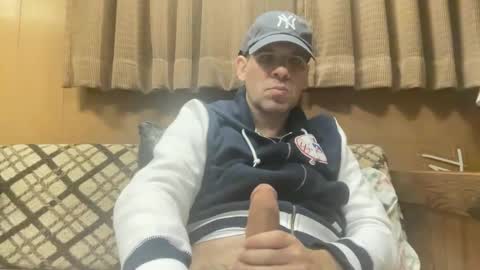 Snapshot of ponchynyc chatting on October 2, 4:22 am PONCH online show from October 2, 4:22 am