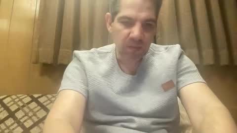 Snapshot of ponchynyc chatting on February 4, 10:21 am PONCH online show from February 4, 10:21 am