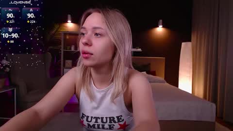 Snapshot of pooja_hegde chatting on October 9, 1:22 am Eva online show from October 9, 1:22 am