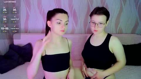 Ana and Tati online show from October 6, 1:34 am