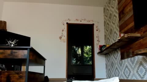 positivevibess online show from September 23, 1:49 pm