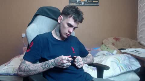 J online show from October 13, 7:16 pm