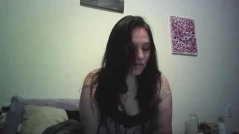 Snapshot of poundedsnowbunny chatting on October 26, 10:20 pm SnowBunny online show from October 26, 10:20 pm