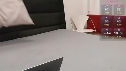 Smooth Daddy online show from April 12, 8:51 am