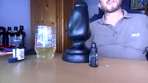 Tom PP online show from June 6, 11:32 pm