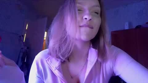 Snapshot of pr_in_cess_ chatting on September 12, 10:12 pm pr_in_cess_ online show from September 12, 10:12 pm