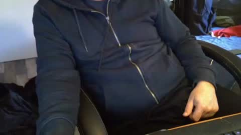 Snapshot of pralg chatting on October 22, 11:23 am pralg online show from October 22, 11:23 am