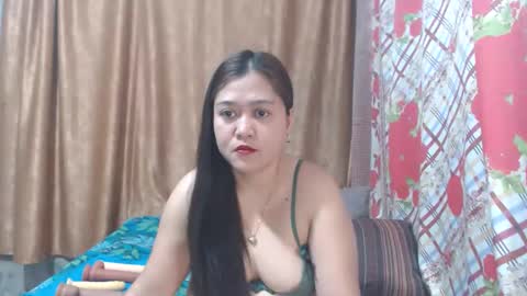 precious0088 online show from May 7, 9:49 am