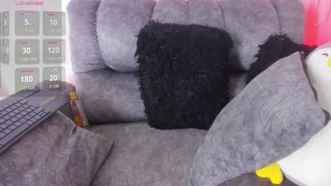 pregnant_linda online show from December 18, 2:07 am