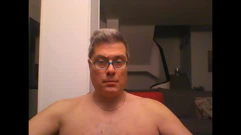 Snapshot of prendimisubito chatting on January 29, 12:43 am prendimisubito online show from January 29, 12:43 am