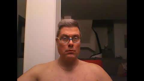 Snapshot of prendimisubito chatting on January 31, 1:43 am prendimisubito online show from January 31, 1:43 am