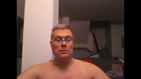 Snapshot of prendimisubito chatting on February 14, 1:34 am prendimisubito online show from February 14, 1:34 am