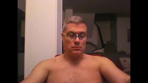 Snapshot of prendimisubito chatting on February 9, 11:15 pm prendimisubito online show from February 9, 11:15 pm