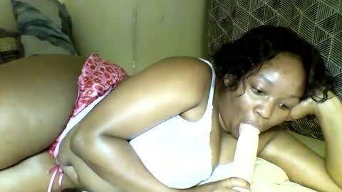 Prettie diva online show from October 31, 3:56 pm