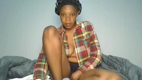 Pretty online show from March 29, 3:35 pm