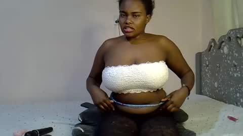 Snapshot of pretty_daina3 chatting on October 15, 7:15 pm pretty_daina3 online show from October 15, 7:15 pm
