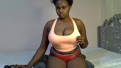 Snapshot of pretty_daina3 chatting on October 14, 6:11 pm pretty_daina3 online show from October 14, 6:11 pm