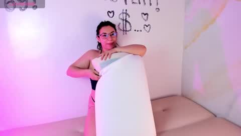 Alexa ..........  5pm - 10pm online show from October 7, 9:00 pm