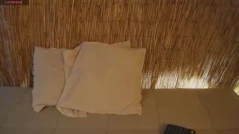 pretty_goddess online show from June 10, 8:29 pm