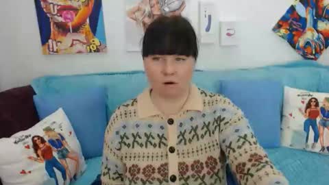 pretty_malika online show from April 11, 6:40 am