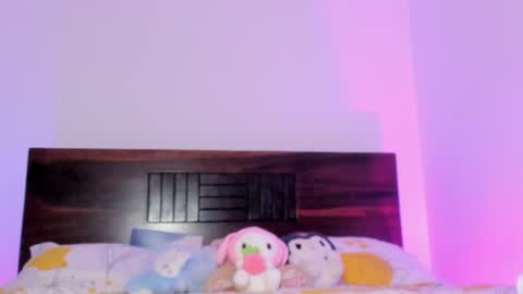 pretty_moonn2 online show from June 11, 2:53 am
