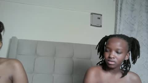 lynn online show from May 19, 2:07 am